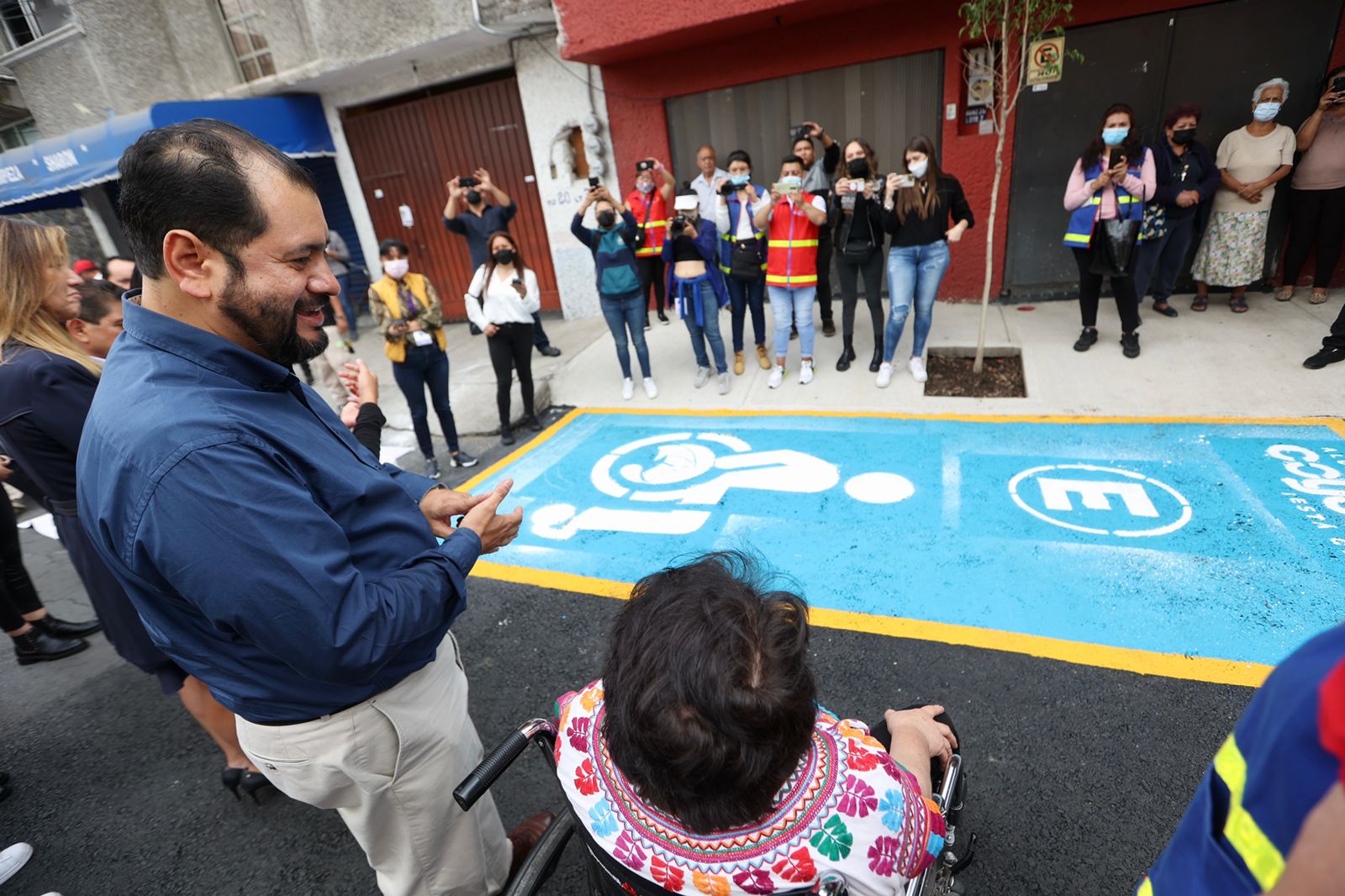 Realiza Coyoacán cajones azules para personas con discapacidad