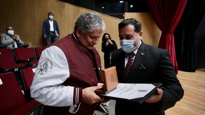 Reconoce IPN a docentes con las Preseas “Juan de Dios Bátiz” y “Carlos Vallejo Márquez”