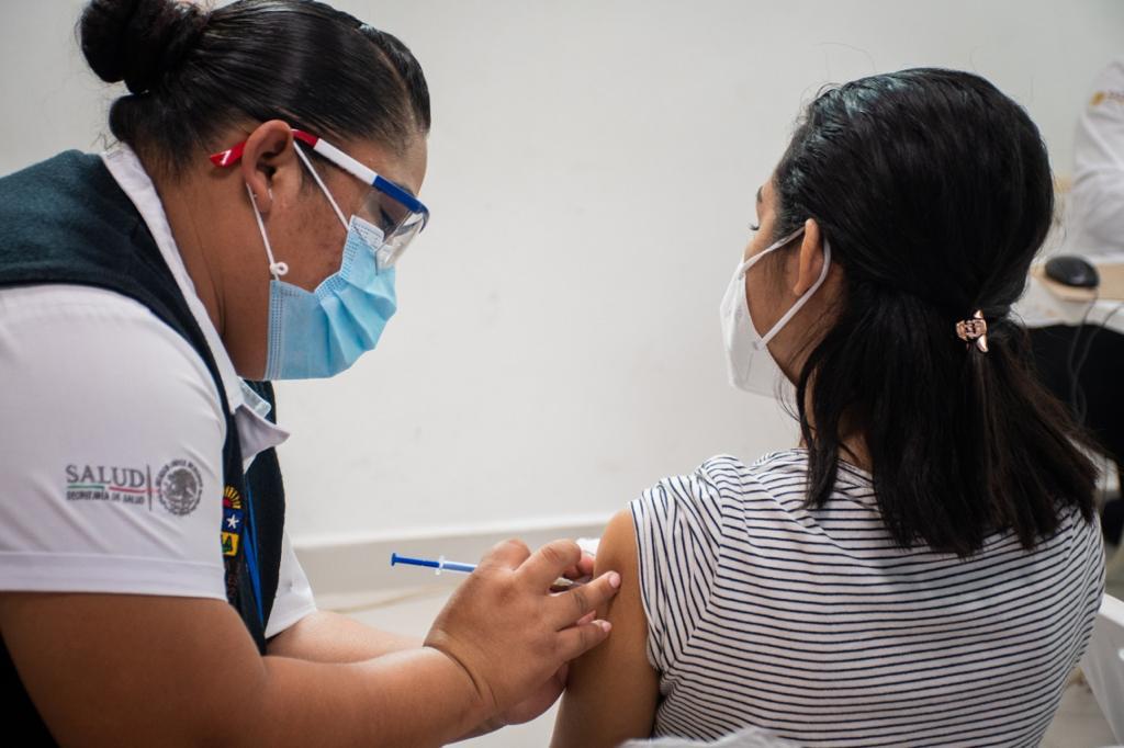 Quintana Roo inicia campaña de vacunación contra el VPH