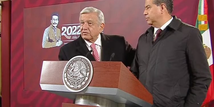 “No me dio ni el adiós”: AMLO critica renuncia de Ricardo Mejía