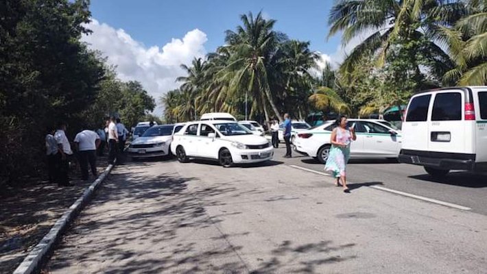 En proceso, revocación de algunas concesiones de socios taxistas de Cancún tras bloqueo en la Zona Hotelera: Ana Patricia Peralta