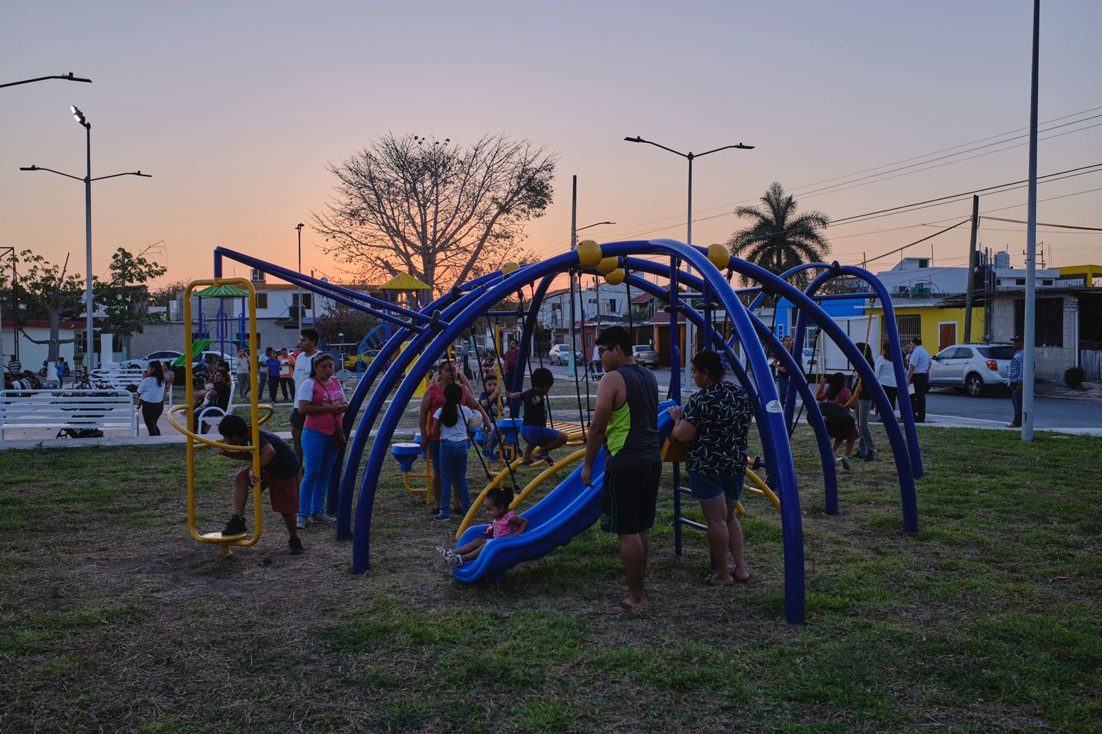 Entrega Mara Lezama parque público en Proterritorio 1