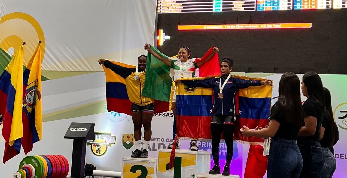 Quintanarroenses ganan medallas en el Panamericano de Halterofilia