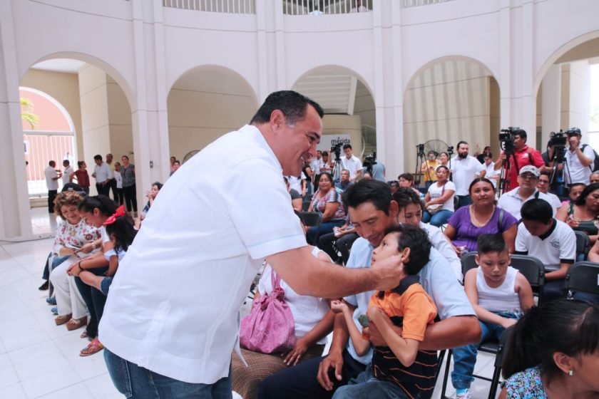 DIF Mérida realiza acciones en favor de las personas con discapacidad