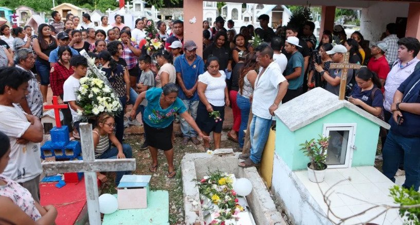 sepultan-a-aitana-la-nina-que-murio-prensada-en-un-elevador-del-imss-jpg