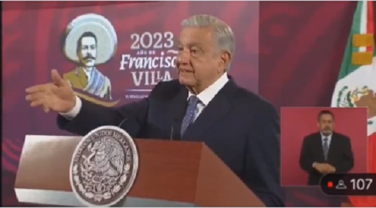 AMLO critica a ministros Juan Luis González Alcántara Carrancá y José Ramón Cossío