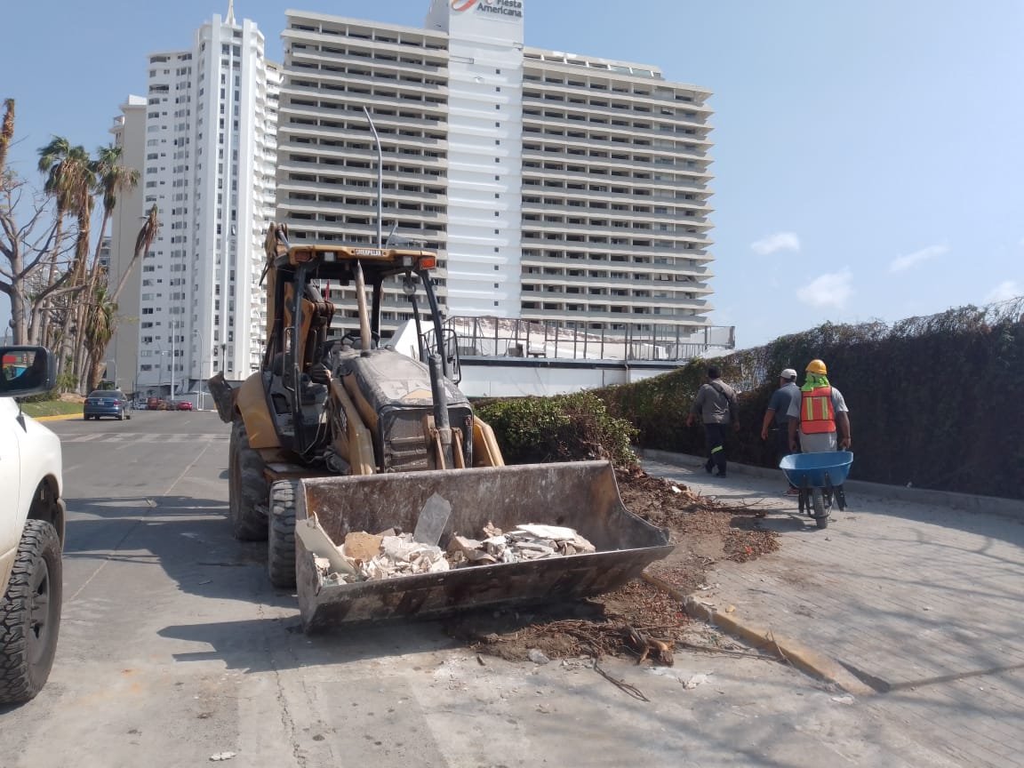 Acapulco alcanza 80% de suministro de agua