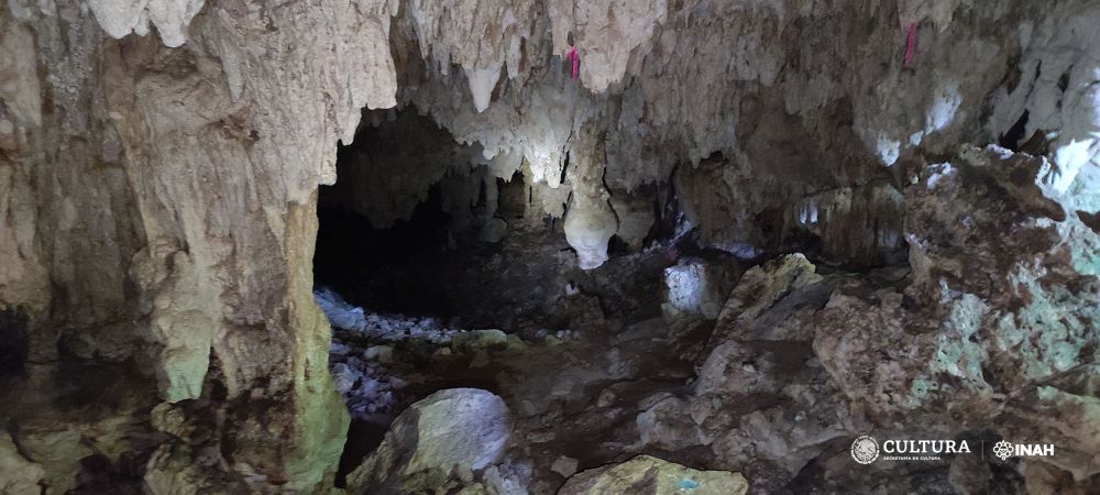 Descubren gruta construida por mayas ancestrales