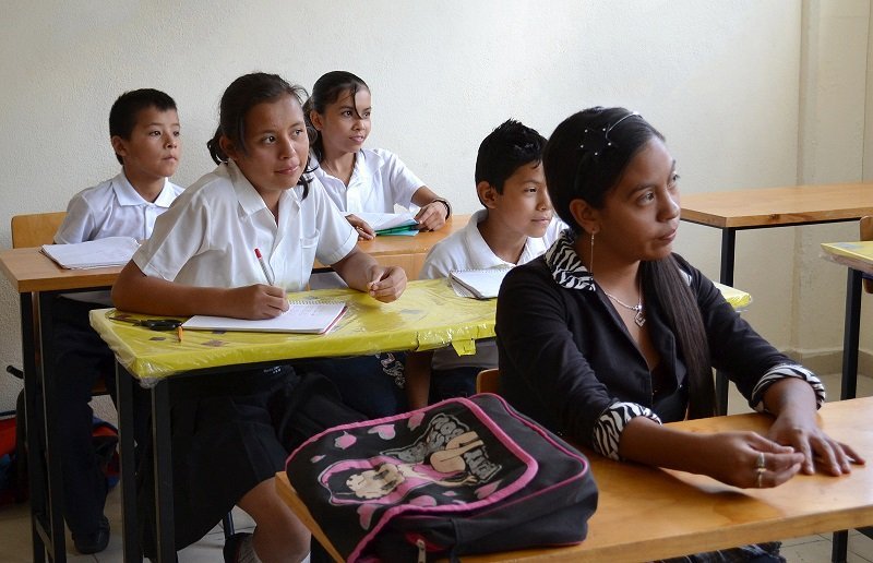 sep-inea-nin40s01-jpg-jpg