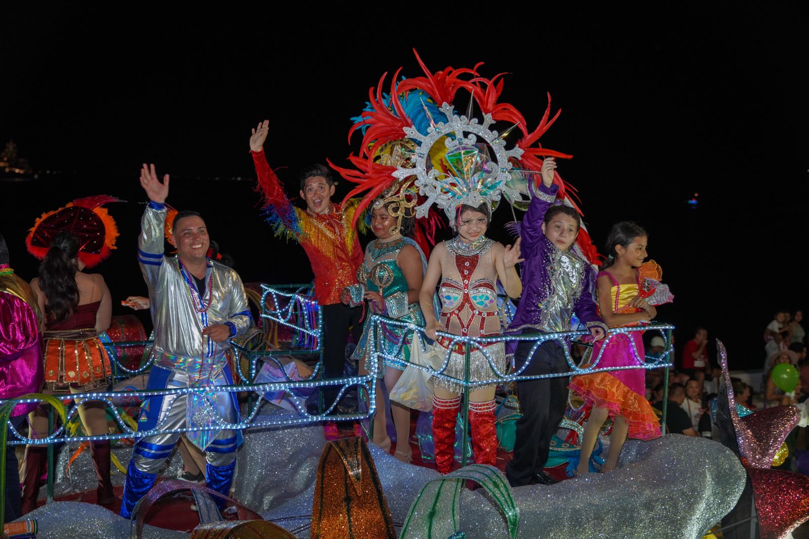 Cozumel celebra 150 años de carnaval