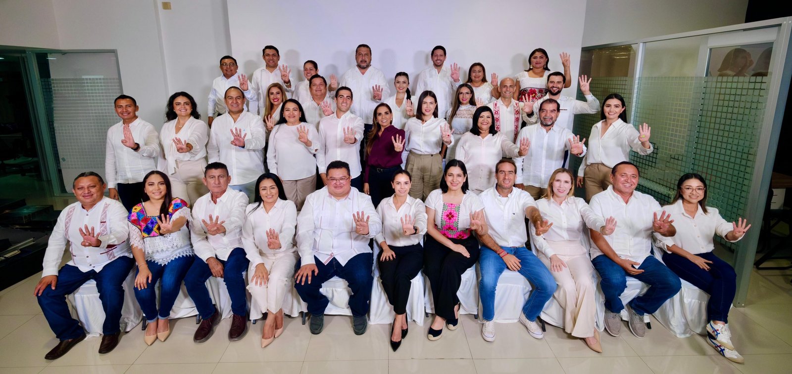 mara-lezama-se-reune-con-candidatxs-electos-en-quintana-roo-jpeg