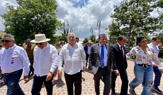 El secretario de Turismo del Gobierno de México, Miguel Torruco Marqués, realizó una gira de trabajo por Zacatecas, junto al gobernador de este estado, David Monreal Ávila, con el propósito de impulsar acciones para fortalecer la actividad turística mediante el nombramiento y actualización de Pueblos Mágicos, y nuevas unidades de Ángeles Verdes.