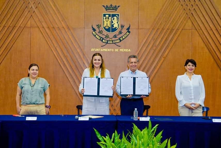 Recibe alcaldesa electa la administración pública municipal del Ayuntamiento de Mérida