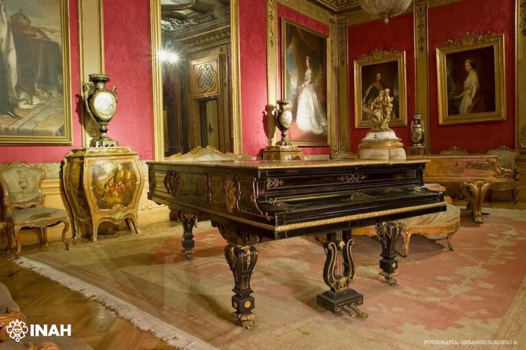 Pianos de Maximiliano y Carlota, testimonios del frustrado Museo del Segundo Imperio