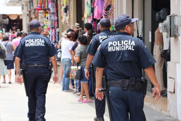 Policía de Mérida refuerza presencia ante retorno a clases