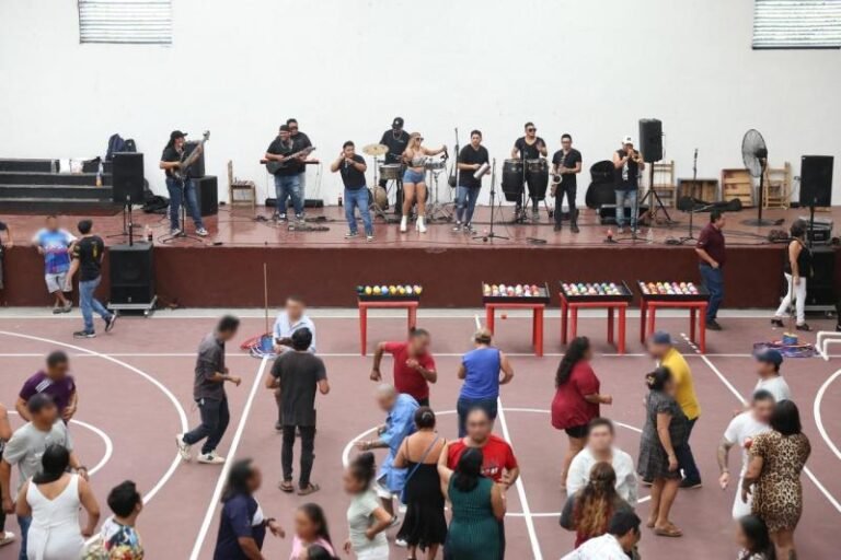 Realizan jornada de convivencia familiar en el Cereso de Mérida