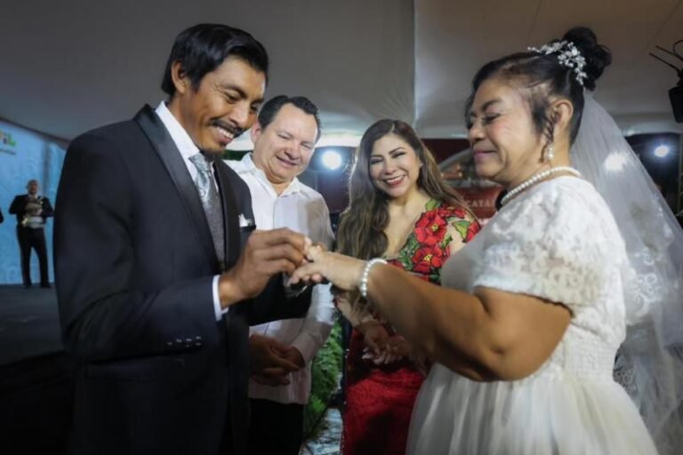 Celebran más de 500 Bodas del Renacimiento Maya