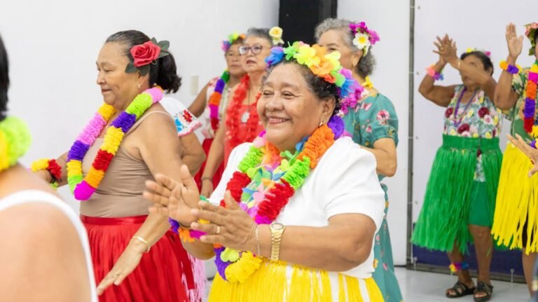 Clubes Viva la Vida en Mérida generan envejecimiento activo y saludable