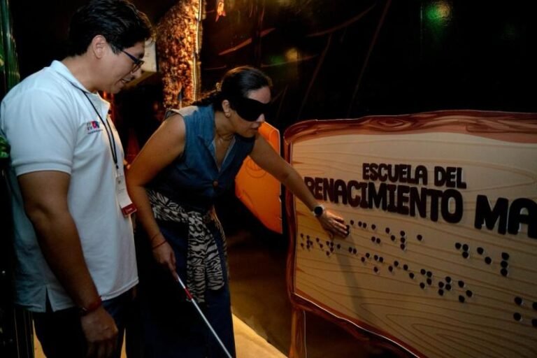 “Renacer en la oscuridad”, DIF Yucatán crea conciencia sobre la discapacidad visual