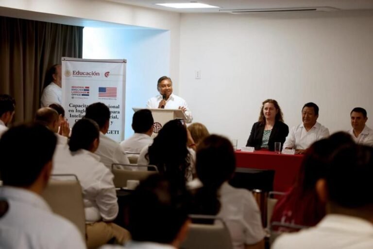 Embajada de Estados Unidos impulsa en Yucatán enseñanza de inglés en IA y Ciberseguridad