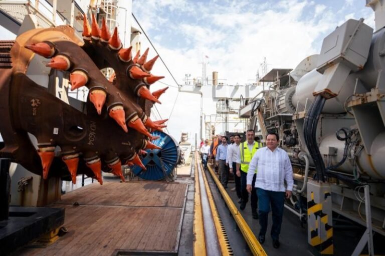 Ya se ha dragado el 90 % de Puerto Progreso