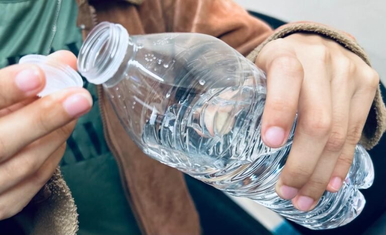 En Semana Santa niñez debe hidratarse: IMSS