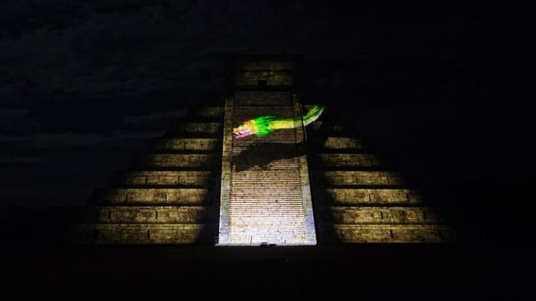 La Serpiente Emplumada de Chichén Itzá va más allá del equinoccio