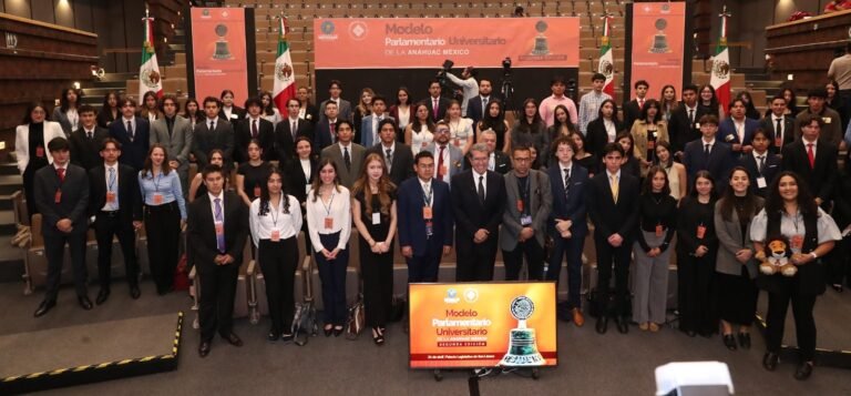 Universidad Anáhuac, sede de parlamento universitario