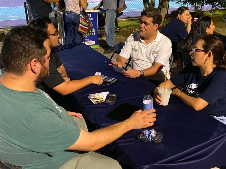 Intercambian experiencias microempresarios meridanos