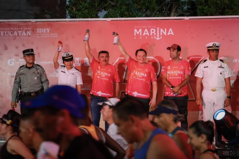 Del Altar a la Patria, miles de corredores participaron en Maratón de La Marina