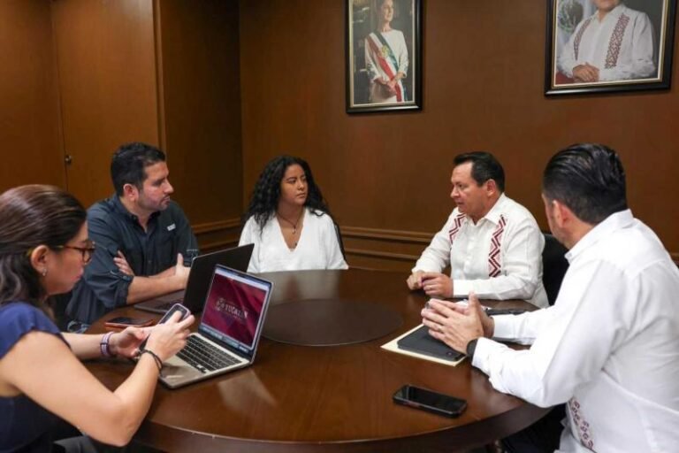 Huacho teje en Congreso de Yucatán solicitud de mil 500 mdp