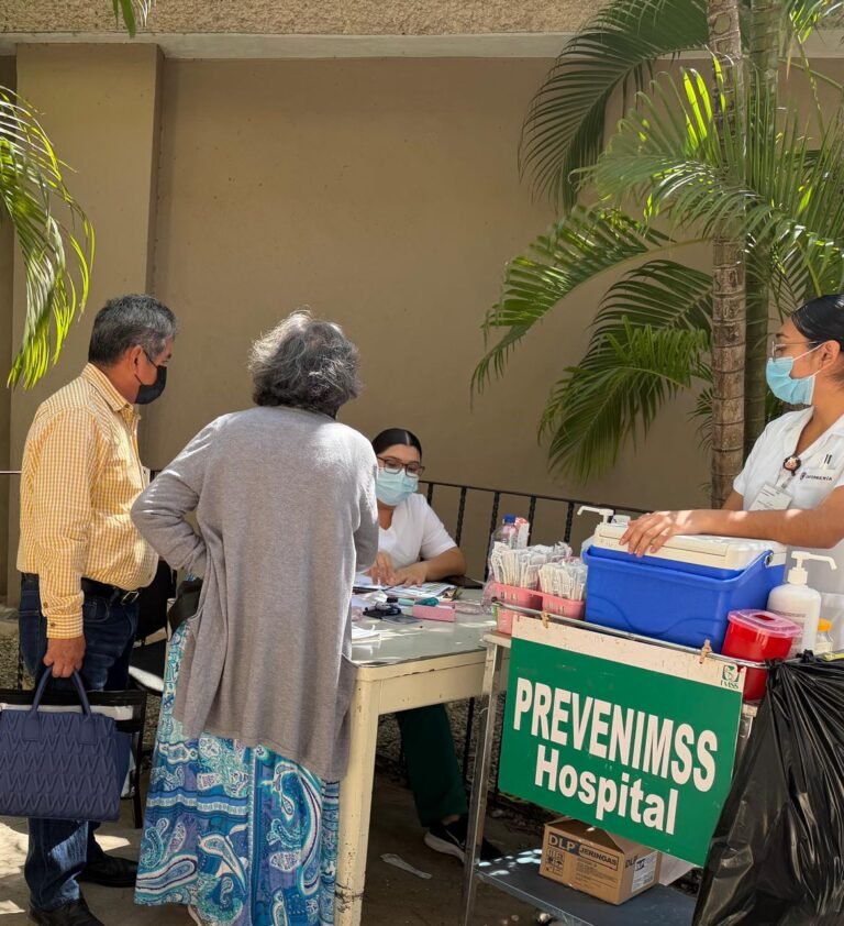 IMSS Yucatán refuerza salud de adultos mayores