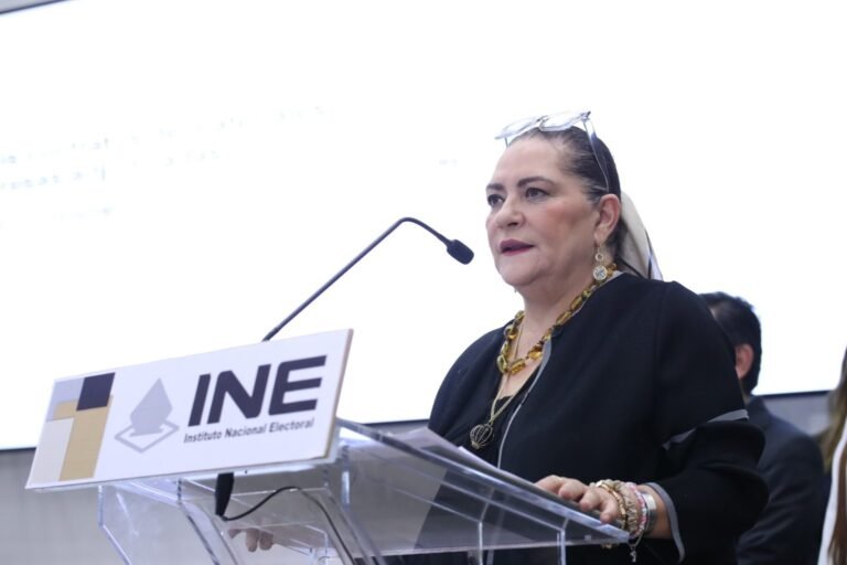 Sin renuncia en mano, San Lázaro abre la disputa por el relevo en el INE