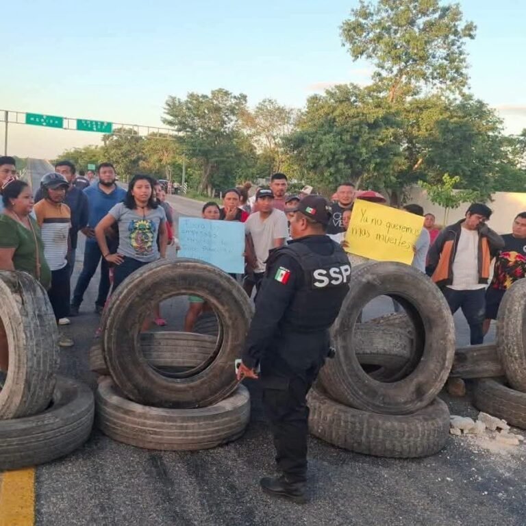 Bancos de material asfixian a Umán